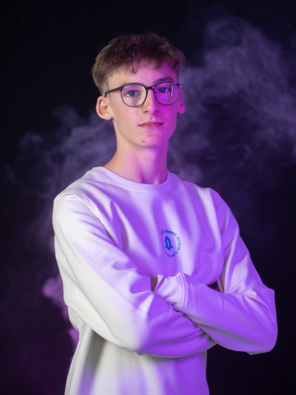 https://rocket-rookies.de/wp-content/uploads/2025/08/Portrait-25-26-John-R.png
